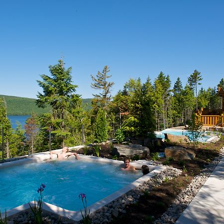 Sacacomie Hotel Et Spa Saint-Alexis-des-Monts Esterno foto