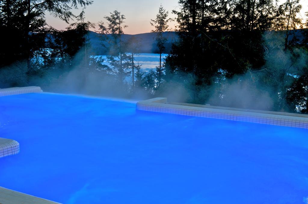 Sacacomie Hotel Et Spa Saint-Alexis-des-Monts Esterno foto