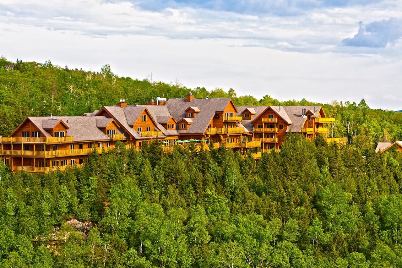 Sacacomie Hotel Et Spa Saint-Alexis-des-Monts Esterno foto