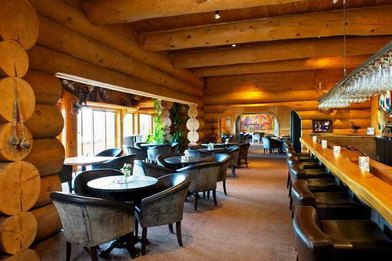 Sacacomie Hotel Et Spa Saint-Alexis-des-Monts Esterno foto